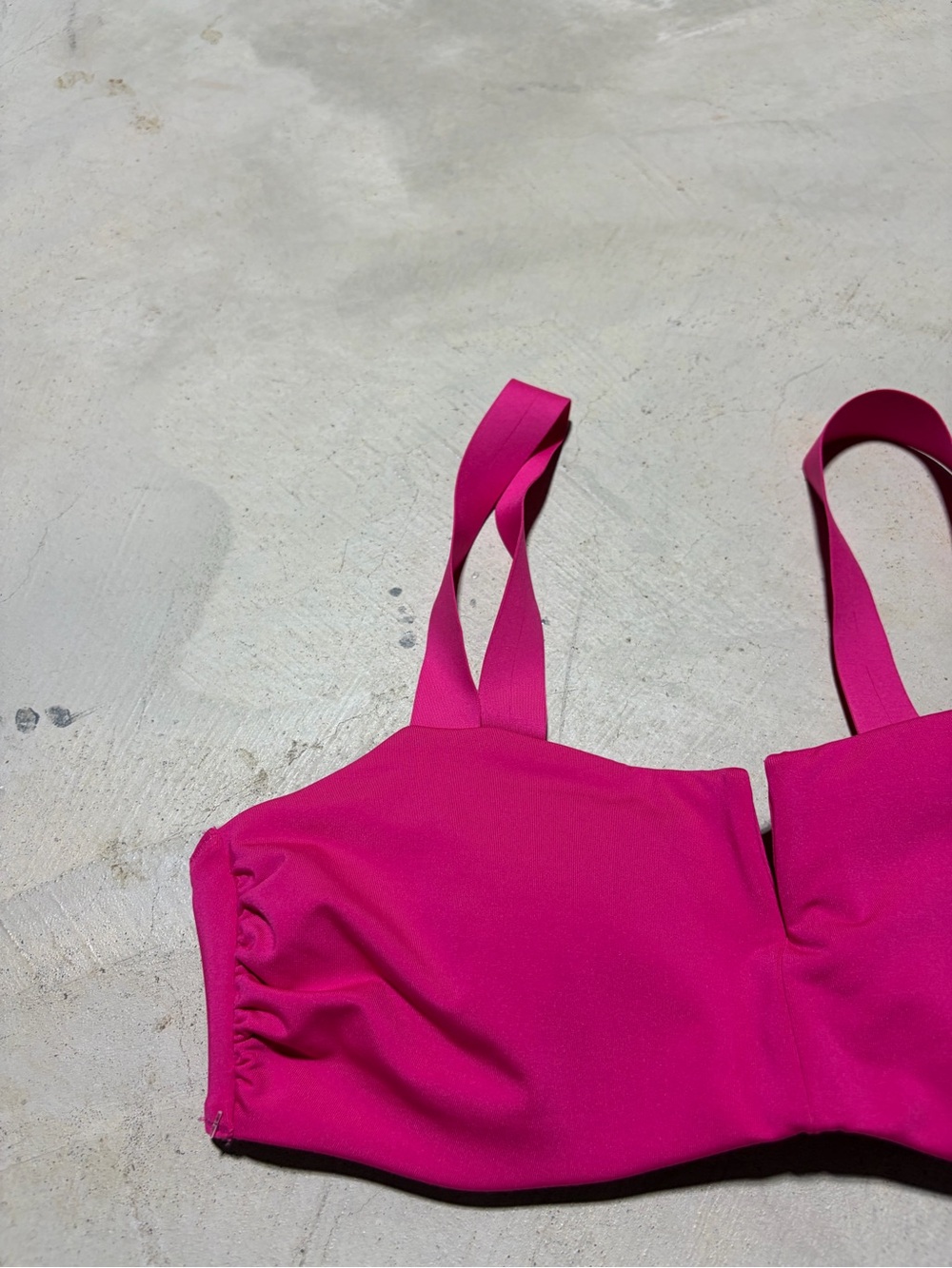 Athleta Hot Pink Women's Bikini Top 34B/c - Picture 2 of 7